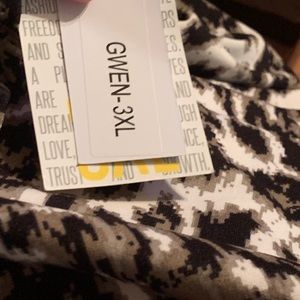 LuLaRoe Gwen Jacket